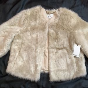 NWT Stylus faux fur jacket champagne  beautiful